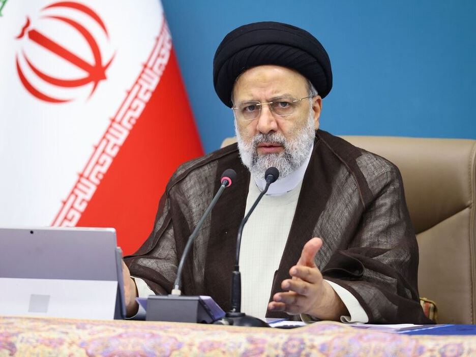 رئیسی: گروهی از مجلس، موضوع مهسا امینی را بررسی کردند؛ ضرب و شتمی نبوده؛ عوارض جسمی خودِ خانم باعث فوت شده / این خانم قبلا دو بار جراحی شده؛ اسناد پزشکی او هم موجود است / ایران کشور آزادی بیان است / مهسا امینی مثل دختر خود من است رئیسی: گروهی از مجلس، موضوع مهسا امینی را بررسی کردند؛ ضرب و شتمی نبوده؛ عوارض جسمی خودِ خانم باعث فوت شده / این خانم قبلا دو بار جراحی شده؛ اسناد پزشکی او هم موجود است / ایران کشور آزادی بیان است / مهسا امینی مثل دختر خود من است