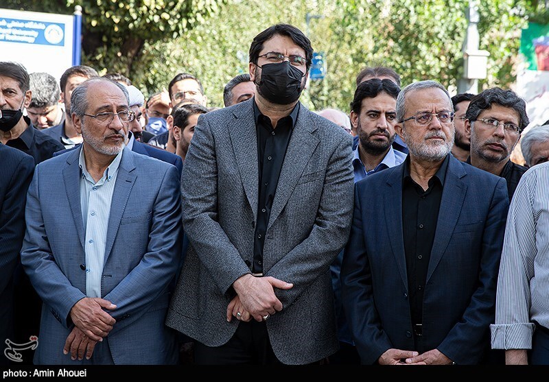 تصاویر: تشییع پیکر مرحوم رضا روستا آزاد رئیس اسبق دانشگاه شریف