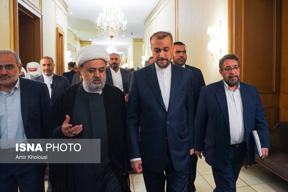 تصاویر: نشست وزیر امور خارجه با مهمانان سی و ششمین کنفرانس بین‌المللی وحدت اسلامی