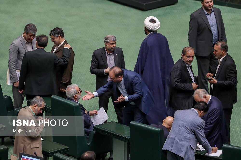 تصاویر: جلسه رای اعتماد به وزیر پیشنهادی تعاون، کار و رفاه اجتماعی
