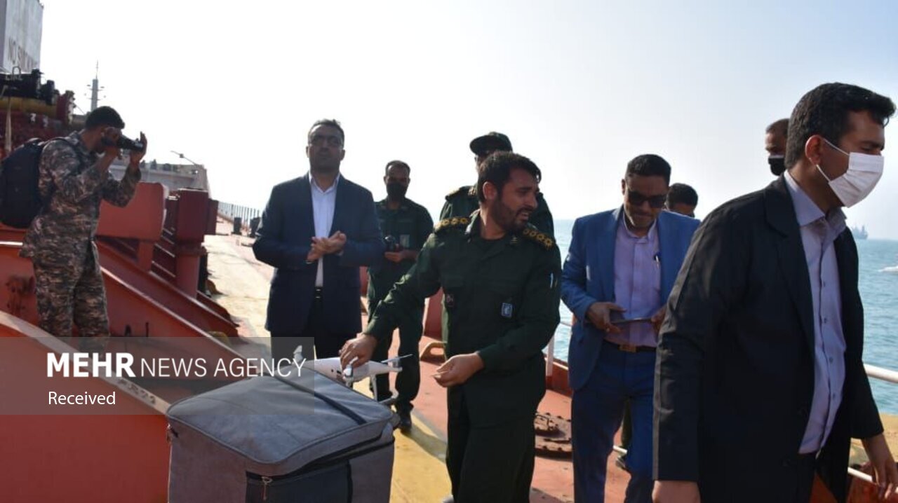 تصاویر: توقیف نفتکش حامل ۱۱ میلیون لیتر سوخت قاچاق