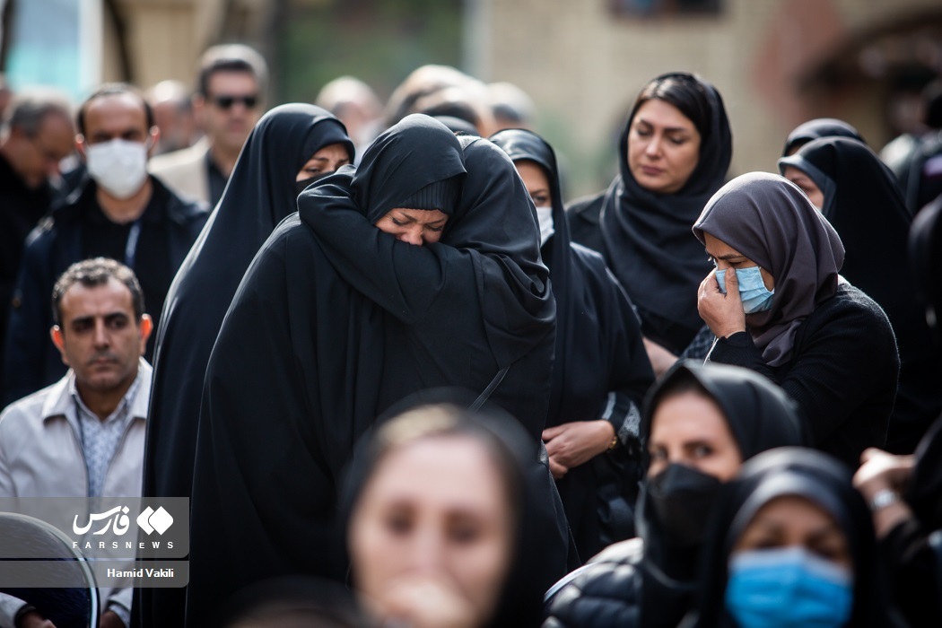 تصاویر: تشییع پیکر مرحوم غلامرضا سلیمانی، شاعر و ترانه سرا