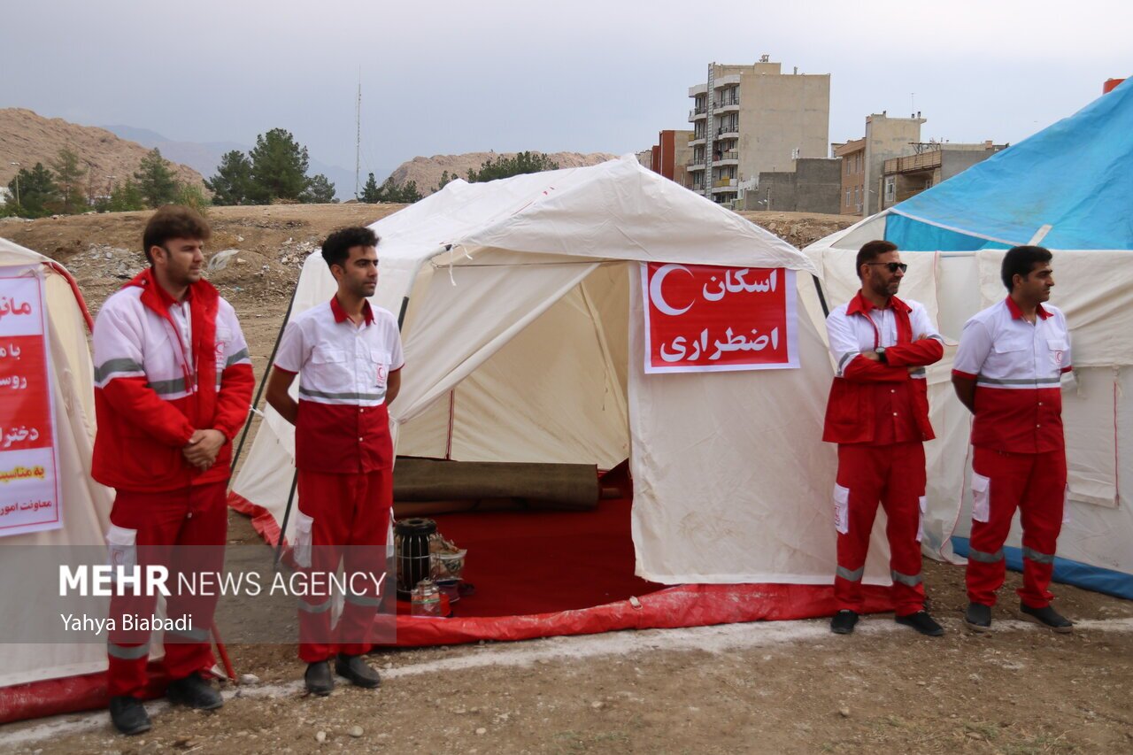 تصاویر: مانور امداد و نجات در پنجمین سالگرد زلزله سرپل ذهاب