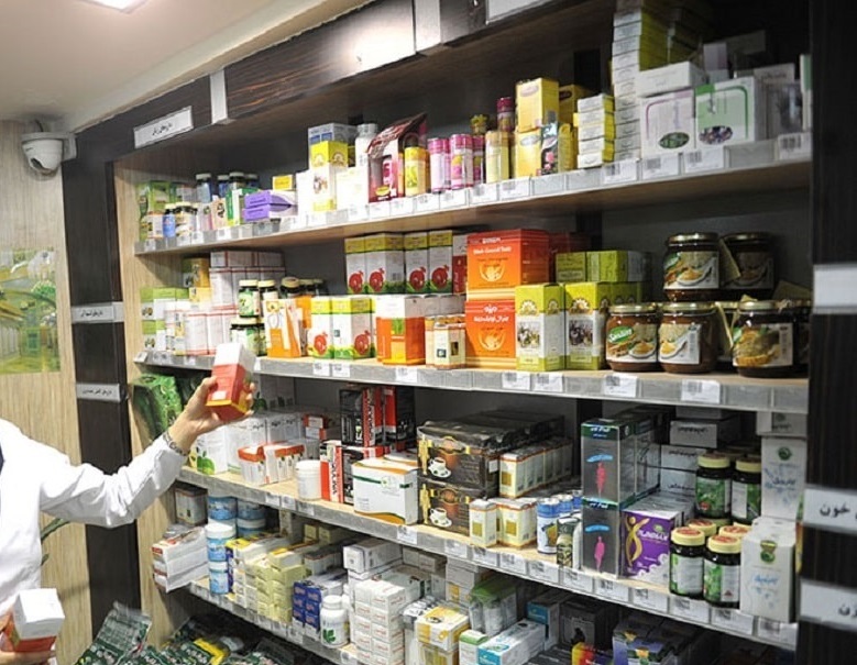 کمبود داروهای بیماریهای خاص همچنان ادامه دارد / نائب رئیس انجمن حمایت از بیماران لوپوس: متصدی داروخانه به بیماری که تاییدیه معاونت درمان داشته گفته «دارو را نمیدهیم؛ برو بمیر» / بیمار را هل داده اند و روی زمین افتاده؛ در نهایت کلانتری آمده و او را برده کمبود داروهای بیماریهای خاص همچنان ادامه دارد / نائب رئیس انجمن حمایت از بیماران لوپوس: متصدی داروخانه به بیماری که تاییدیه معاونت درمان داشته گفته «دارو را نمیدهیم؛ برو بمیر» / بیمار را هل داده اند و روی زمین افتاده؛ در نهایت کلانتری آمده و او را برده