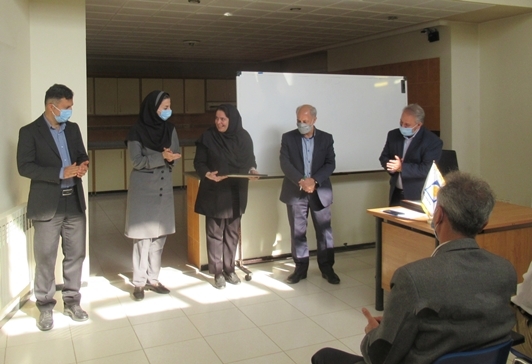 بیمه پاسارگاد؛تقدیر از نمایندگان برتر شعبه همدان بیمه پاسارگاد؛تقدیر از نمایندگان برتر شعبه همدان