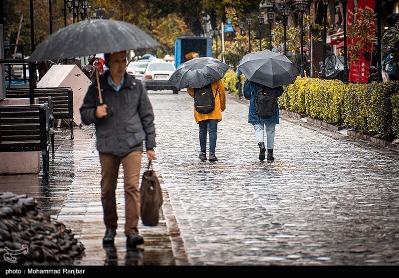 تصاویر: بارش باران در رشت