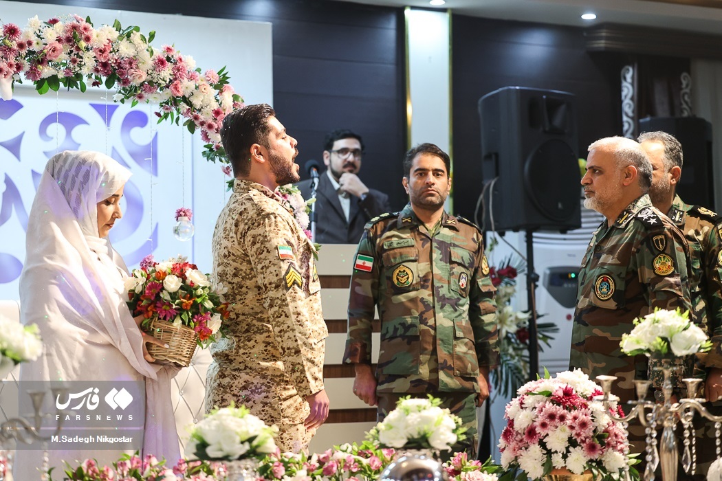 تصاویر: جشن ازدواج ۲۵۴ سرباز وظیفه