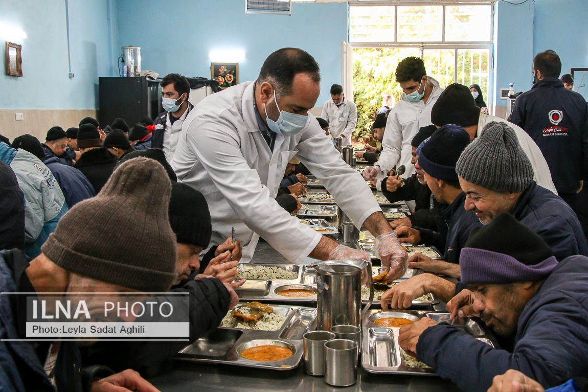 تصاویر: مردانی جامانده در کودکی