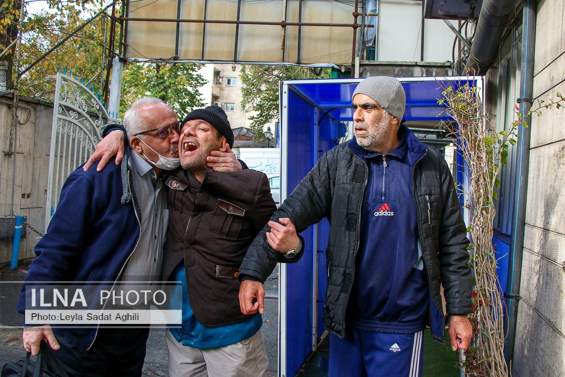 تصاویر: مردانی جامانده در کودکی