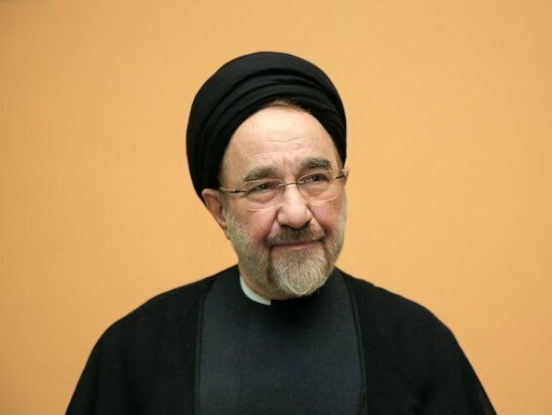 سید محمد خاتمی: نباید گذاشت تا آزادی و امنیت در برابر هم قرار گیرند/ شعار «زن، زندگی، آزادی» به عنوان پیامی زیبای است که حرکت به سوی آینده بهتر را نشان میدهد سید محمد خاتمی: نباید گذاشت تا آزادی و امنیت در برابر هم قرار گیرند/ شعار «زن، زندگی، آزادی» به عنوان پیامی زیبای است که حرکت به سوی آینده بهتر را نشان میدهد