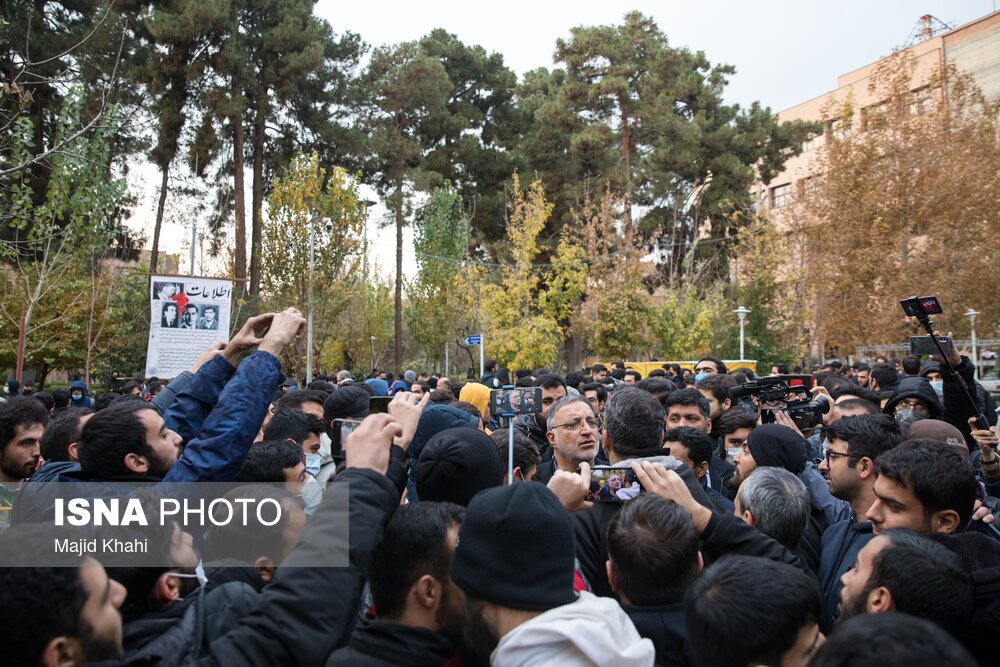 تصاویر: حضور علیرضا زاکانی در دانشگاه شریف