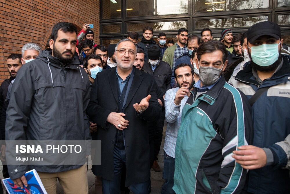 تصاویر: حضور علیرضا زاکانی در دانشگاه شریف