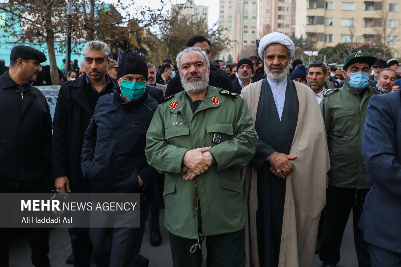 تصاویر: مراسم تشییع پیکر زنده یاد رستم قاسمی