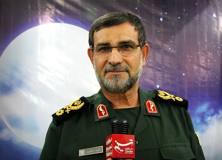 فرمانده نیروی دریایی سپاه: سلاحهایی را که در رزمایشها نمایش میدهیم، موشکهایی نیست که در عملیات استفاده میکنیم؛ سلاحهای خود را که نمیتوانیم نمایش دهیم فرمانده نیروی دریایی سپاه: سلاحهایی را که در رزمایشها نمایش میدهیم، موشکهایی نیست که در عملیات استفاده میکنیم؛ سلاحهای خود را که نمیتوانیم نمایش دهیم