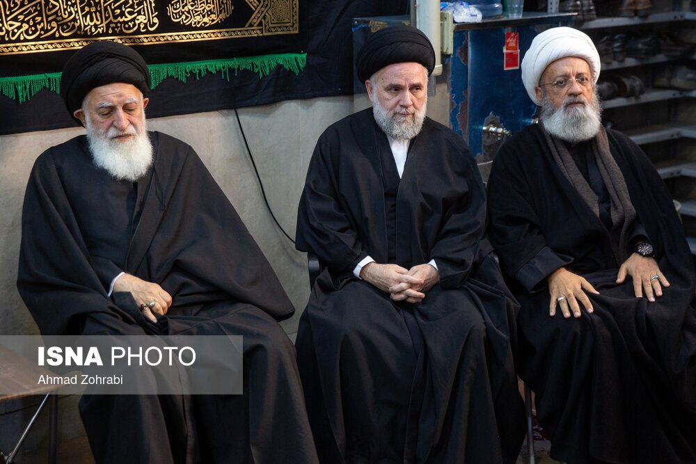 تصاویر: حضور علما و روحانیون برای عرض تسلیت رحلت آیت الله روحانی - قم