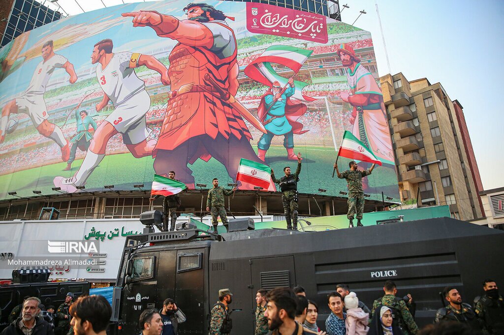 تصاویر:  شادی نیروهای یگان ویژه پس از برد تیم ملی