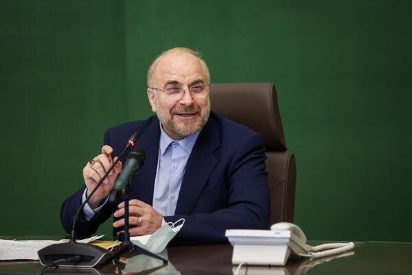 قالیباف: توفان حوادث و دشمنیها کوه مستحکم بسیج را ذرهای تکان نمیدهد قالیباف: توفان حوادث و دشمنیها کوه مستحکم بسیج را ذرهای تکان نمیدهد