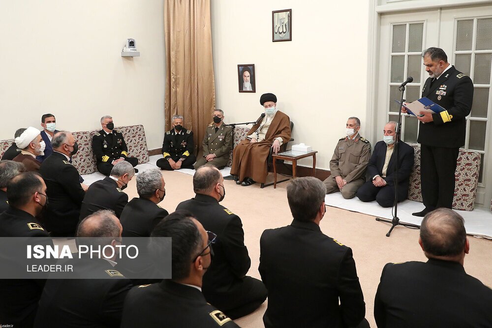 تصاویر: دیدار تعدادی از فرماندهان نیروی دریایی ارتش با مقام معظم رهبری