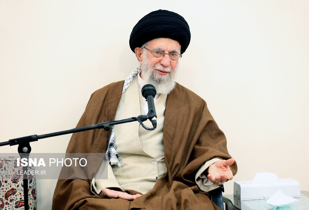 تصاویر: دیدار تعدادی از فرماندهان نیروی دریایی ارتش با مقام معظم رهبری