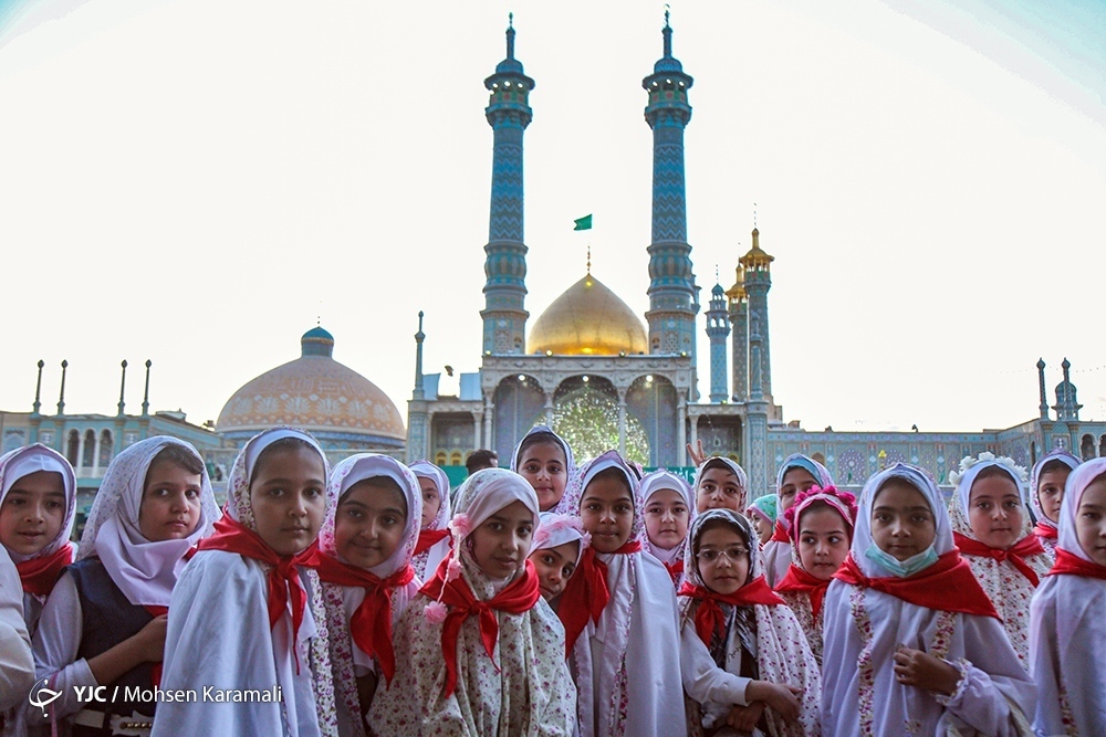 تصاویر: جشن روزه اولی‌ها در حرم حضرت معصومه (س)