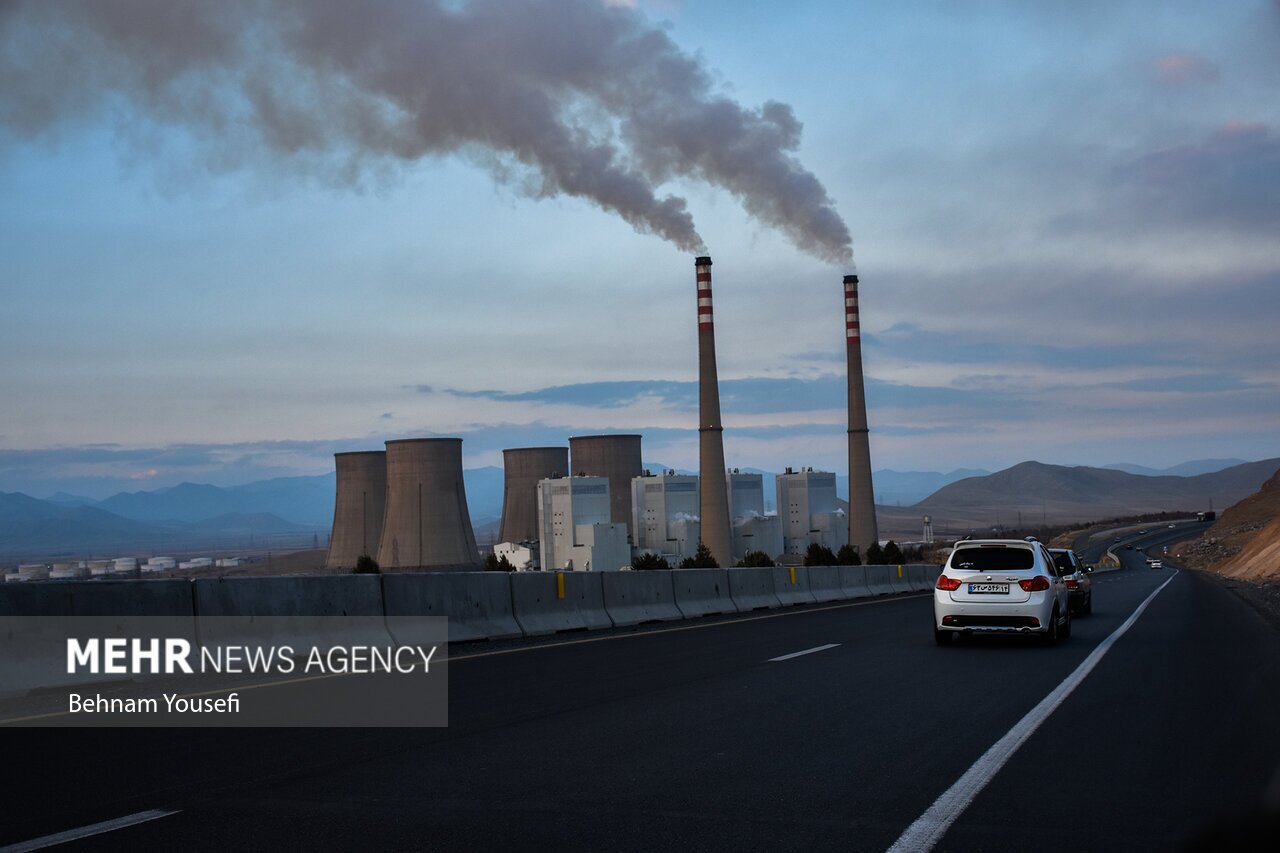 تصاویر: مازوت سوزی نیروگاه اراک