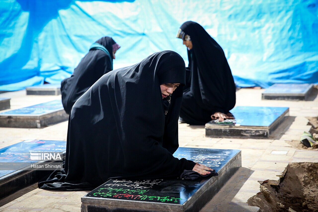 تصاویر: گلزار شهدای کرمان پس از خاکسپاری شهدا