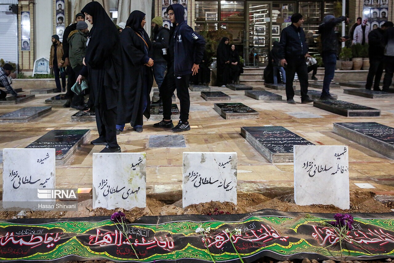 تصاویر: گلزار شهدای کرمان پس از خاکسپاری شهدا