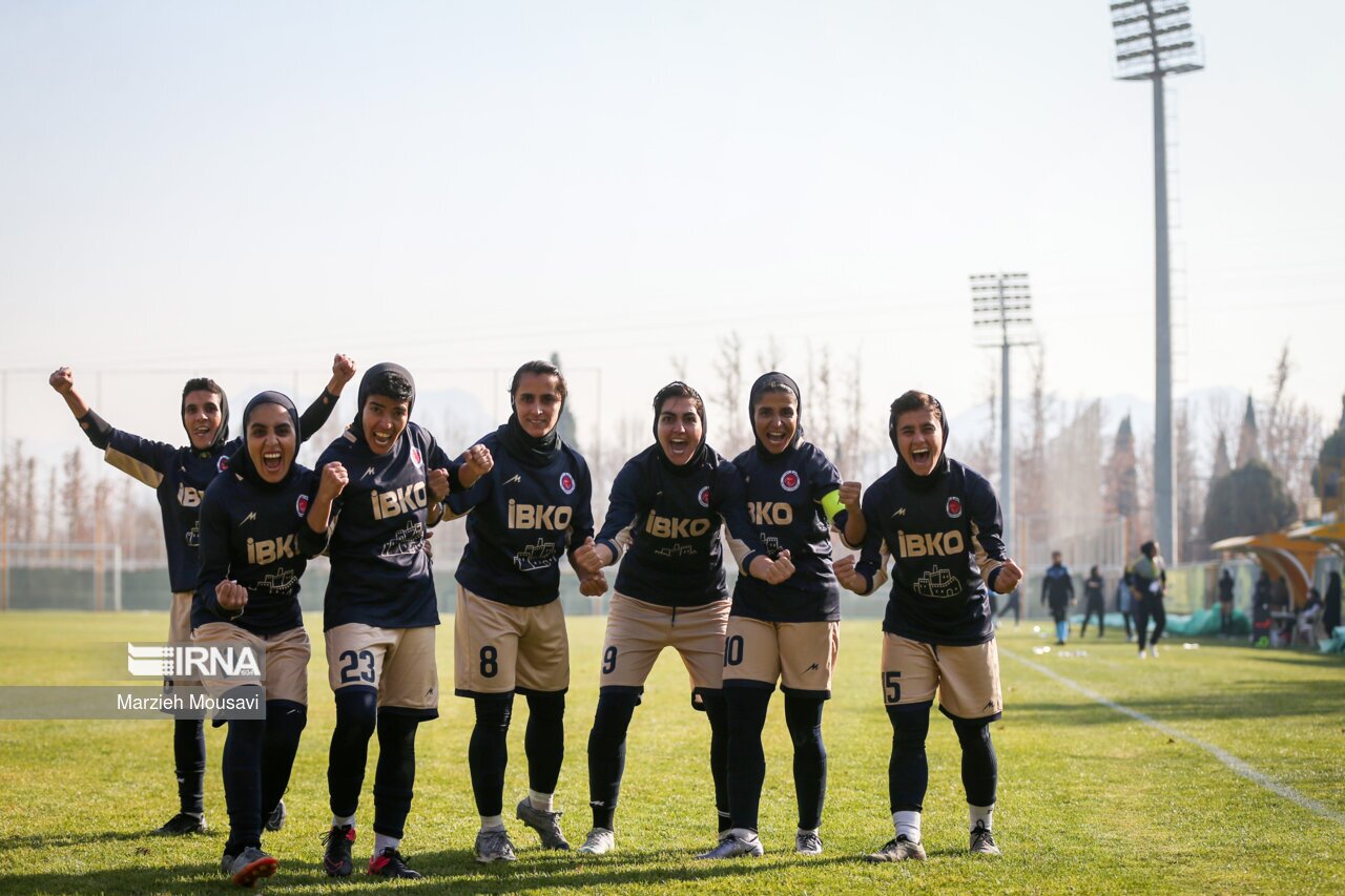 تصاویر: لیگ برتر فوتبال بانوان؛ «سپاهان» و «خاتون بم»