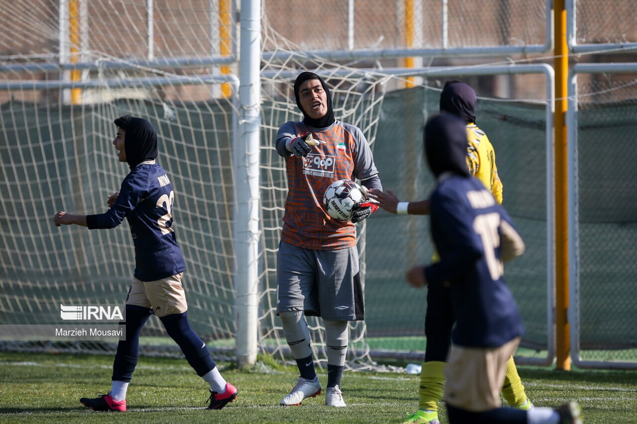 تصاویر: لیگ برتر فوتبال بانوان؛ «سپاهان» و «خاتون بم»