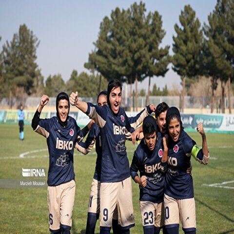 تصاویر: لیگ برتر فوتبال بانوان؛ «سپاهان» و «خاتون بم»