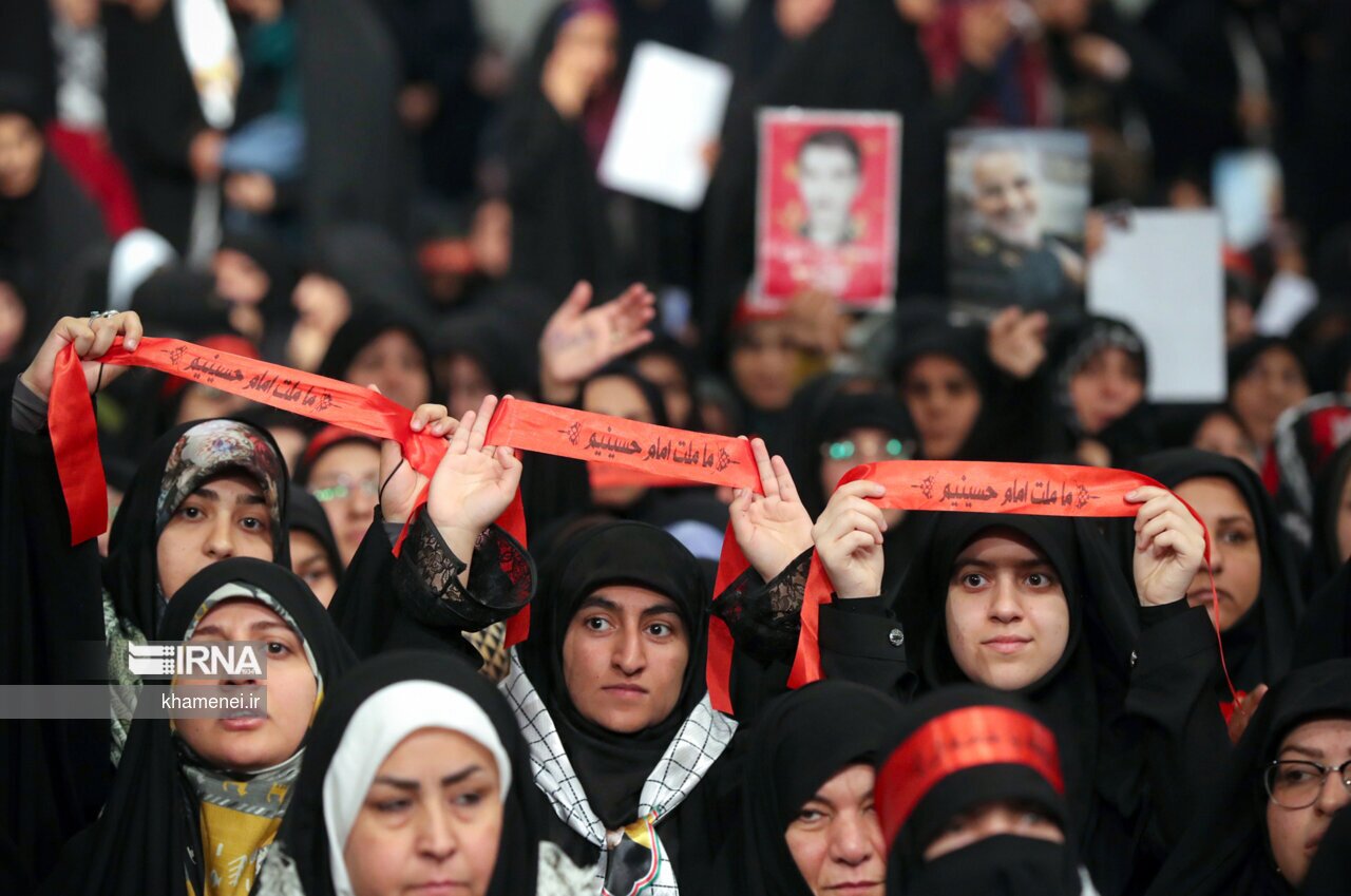 تصاویر: دیدار مردم کرمان و خوزستان با رهبر انقلاب