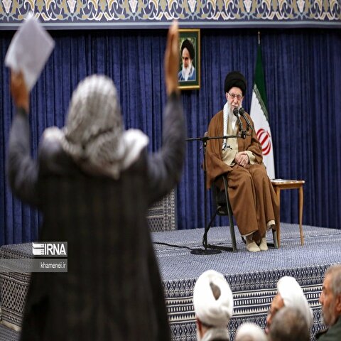 تصاویر: دیدار مردم کرمان و خوزستان با رهبر انقلاب