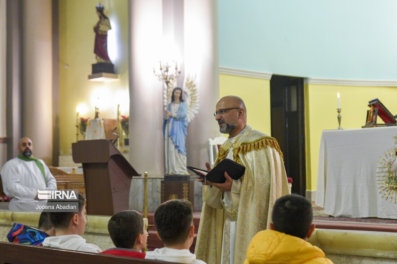 تصاویر: مراسم میلاد مسیح (ع)