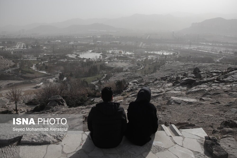 تصاویر: مشهد در آلوده‌ترین روز سال