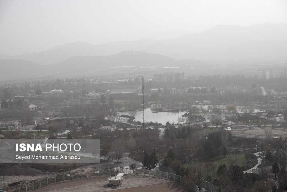 تصاویر: مشهد در آلوده‌ترین روز سال