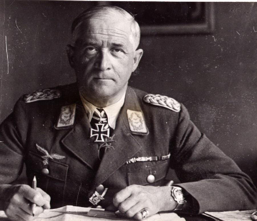 ۱۰ شخصیت برجسته و مهم آلمان نازی که با خوردن قرص سیانور به زندگی خود پایان دادند