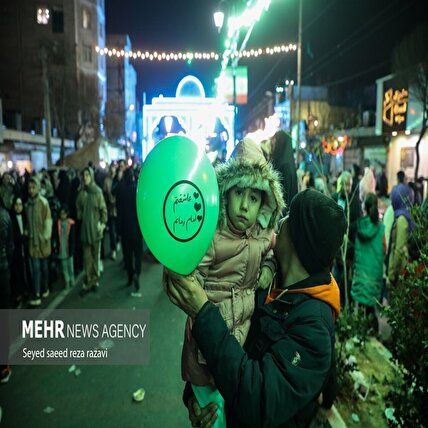 تصاویر: آذین‌بندی خیابان‌های تهران به مناسبت عید نیمه شعبان