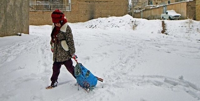 برف و یخبندان مدارس ۴ شهرستان تهران را غیرحضوری کرد