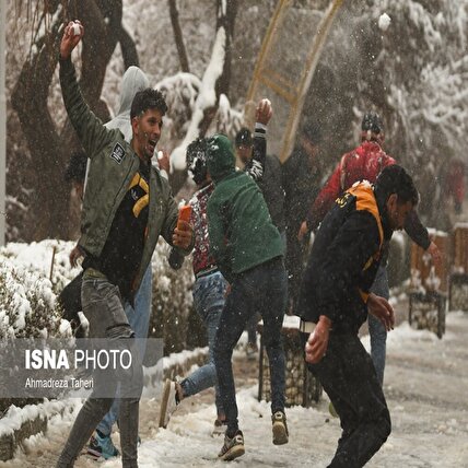 تصاویر: اولین برف زمستانی اصفهان