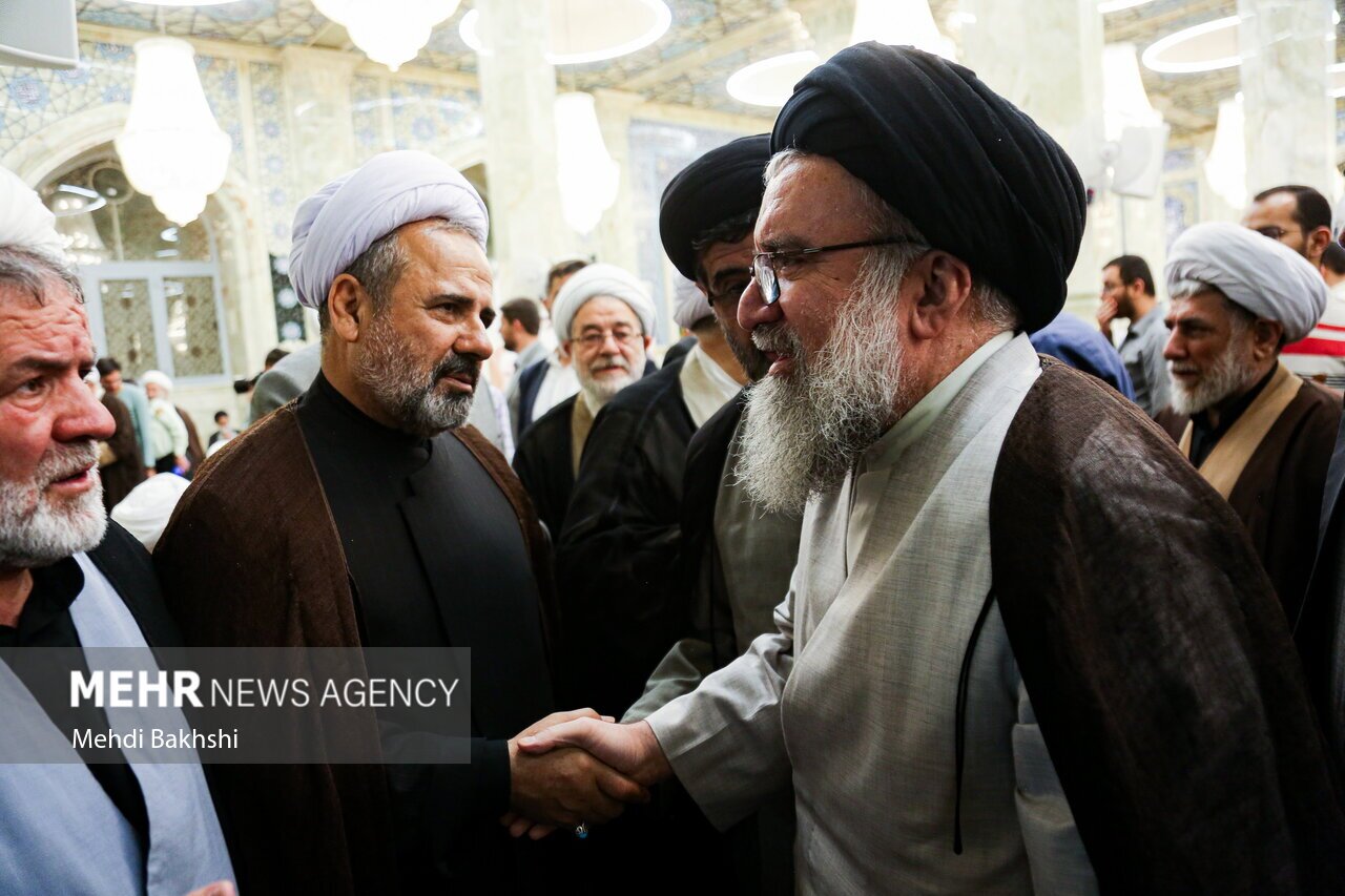 تصاویر: بزرگداشت آیت الله سلیمانی در مسجد اعظم قم