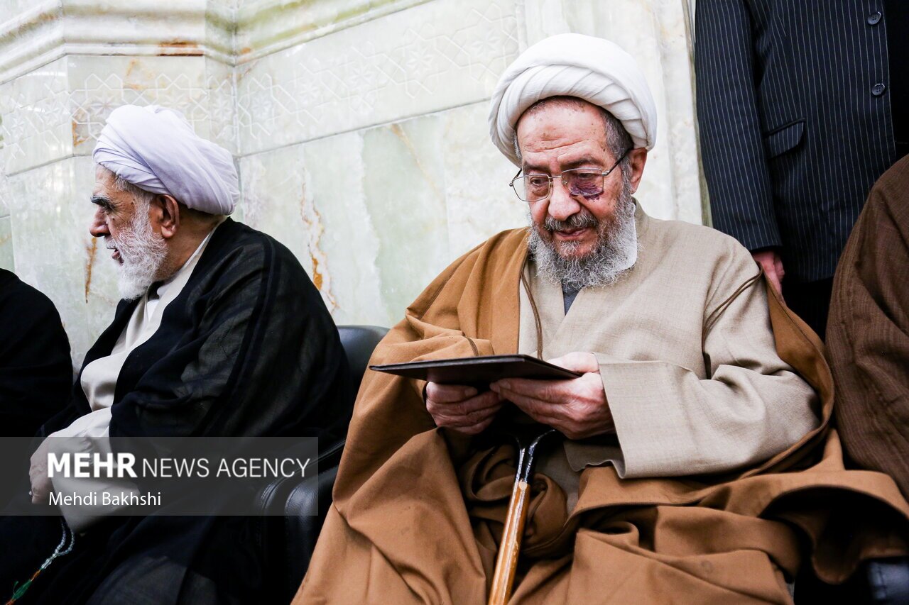 تصاویر: بزرگداشت آیت الله سلیمانی در مسجد اعظم قم