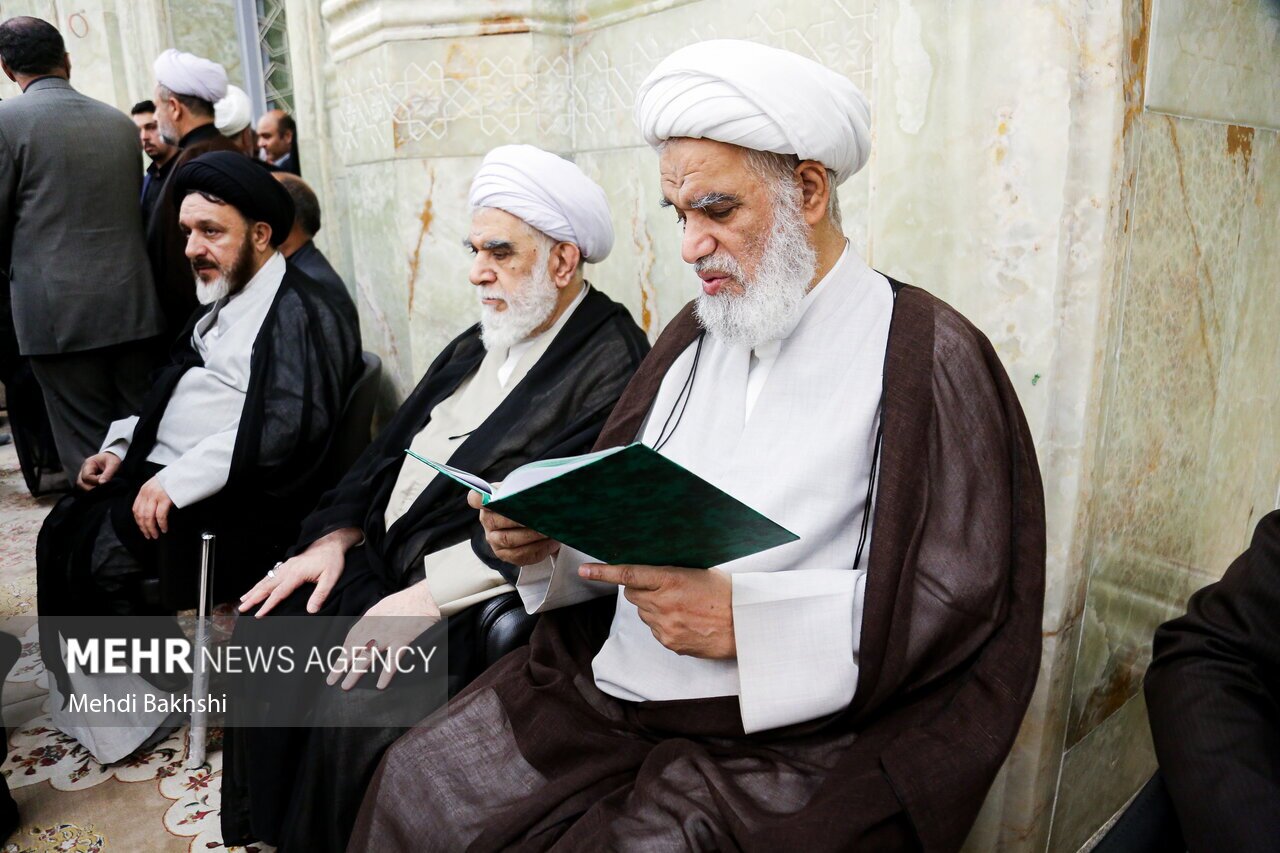 تصاویر: بزرگداشت آیت الله سلیمانی در مسجد اعظم قم