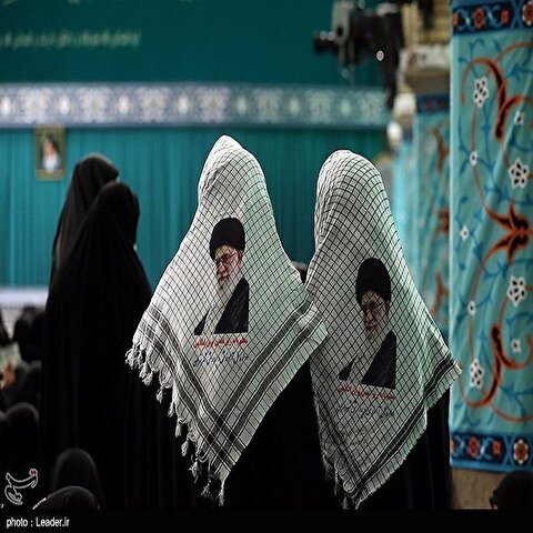 تصاویر: دیدار جمعی از معلمان و فرهنگیان سراسر کشور با مقام معظم رهبری