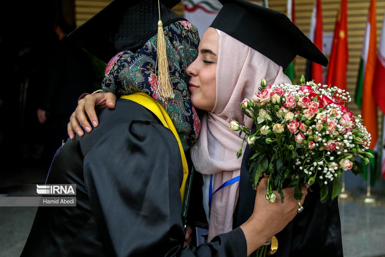 تصاویر: مراسم دانش آموختگی دانشجویان بین المللی
