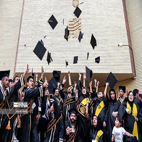 تصاویر: مراسم دانش آموختگی دانشجویان بین المللی