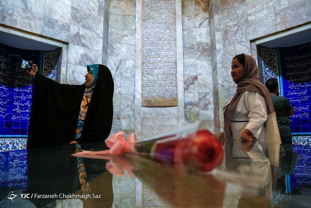 تصاویر: آرامگاه سعدی در روز برزگداشت شیخ اجل
