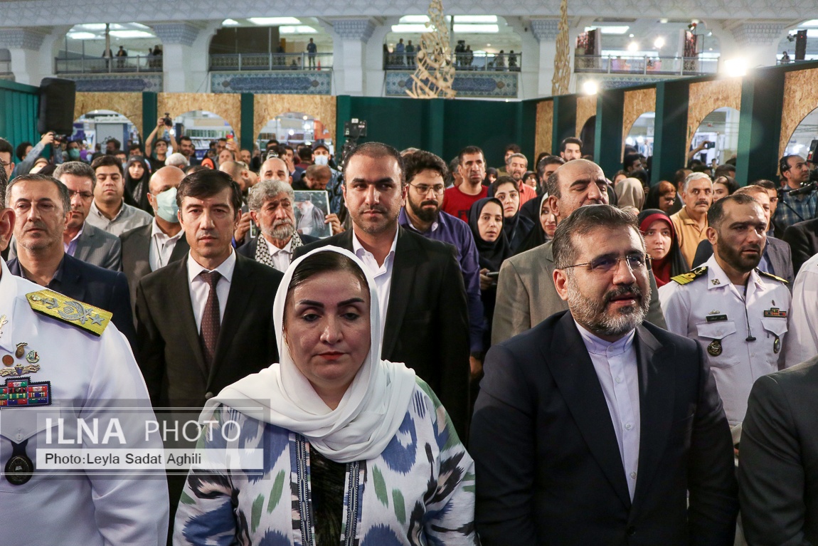 تصاویر: افتتاحیه سی‌وچهارمین نمایشگاه کتاب تهران