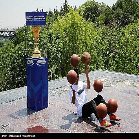 تصاویر: رونمایی از کاپ جام‌جهانی بسکتبال ۲۰۲۳ در تهران