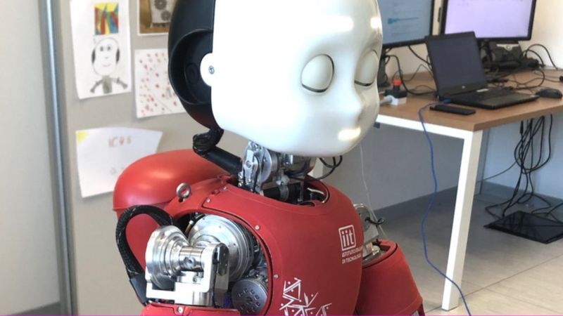 چرا آموزش پلک زدن به ربات‌ها سخت اما مهم است