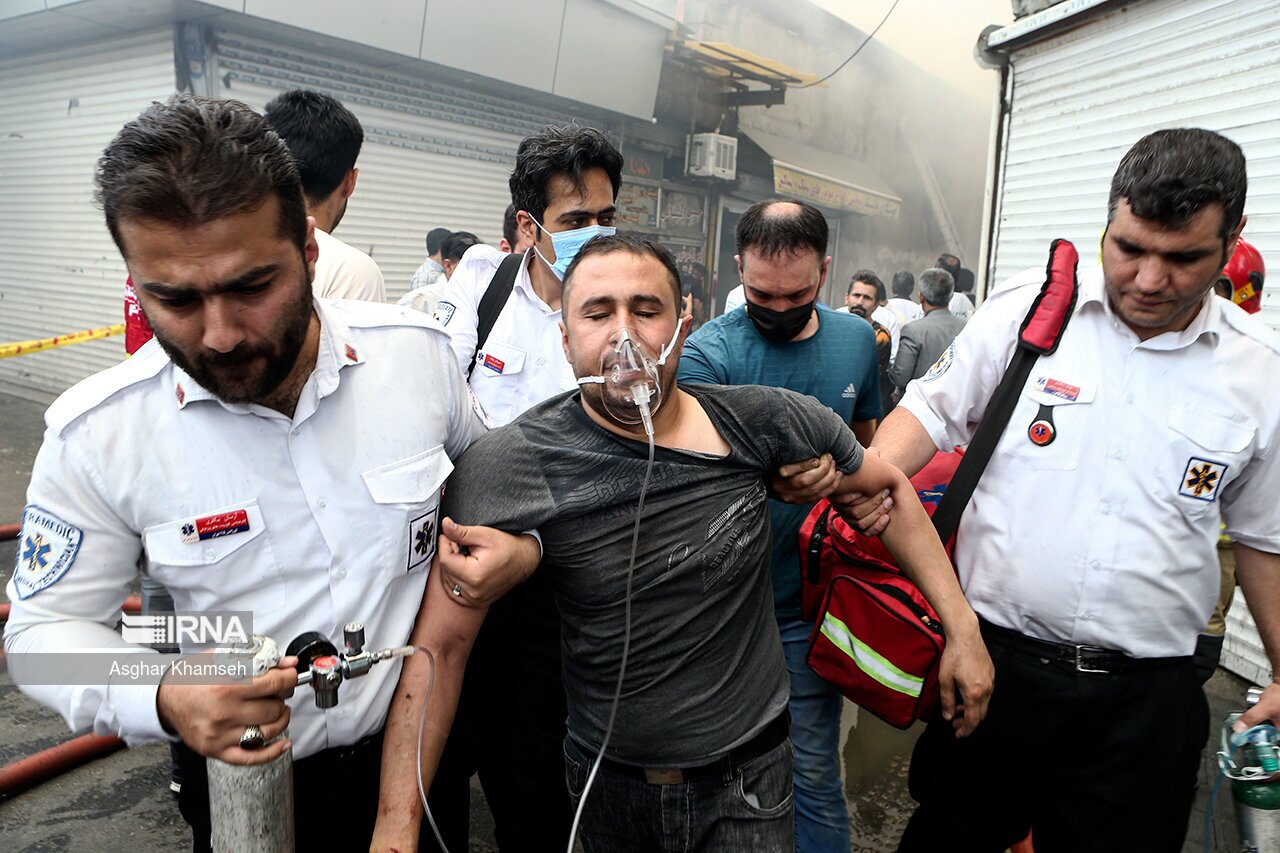 تصاویر: آتش سوزی در میدان رازی